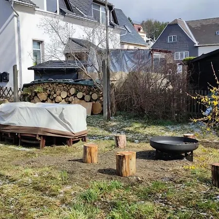 Tatil Evi Nostalgisches Direkt An Der Zschopau