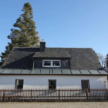 Tatil Evi Nostalgisches Direkt An Der Zschopau
